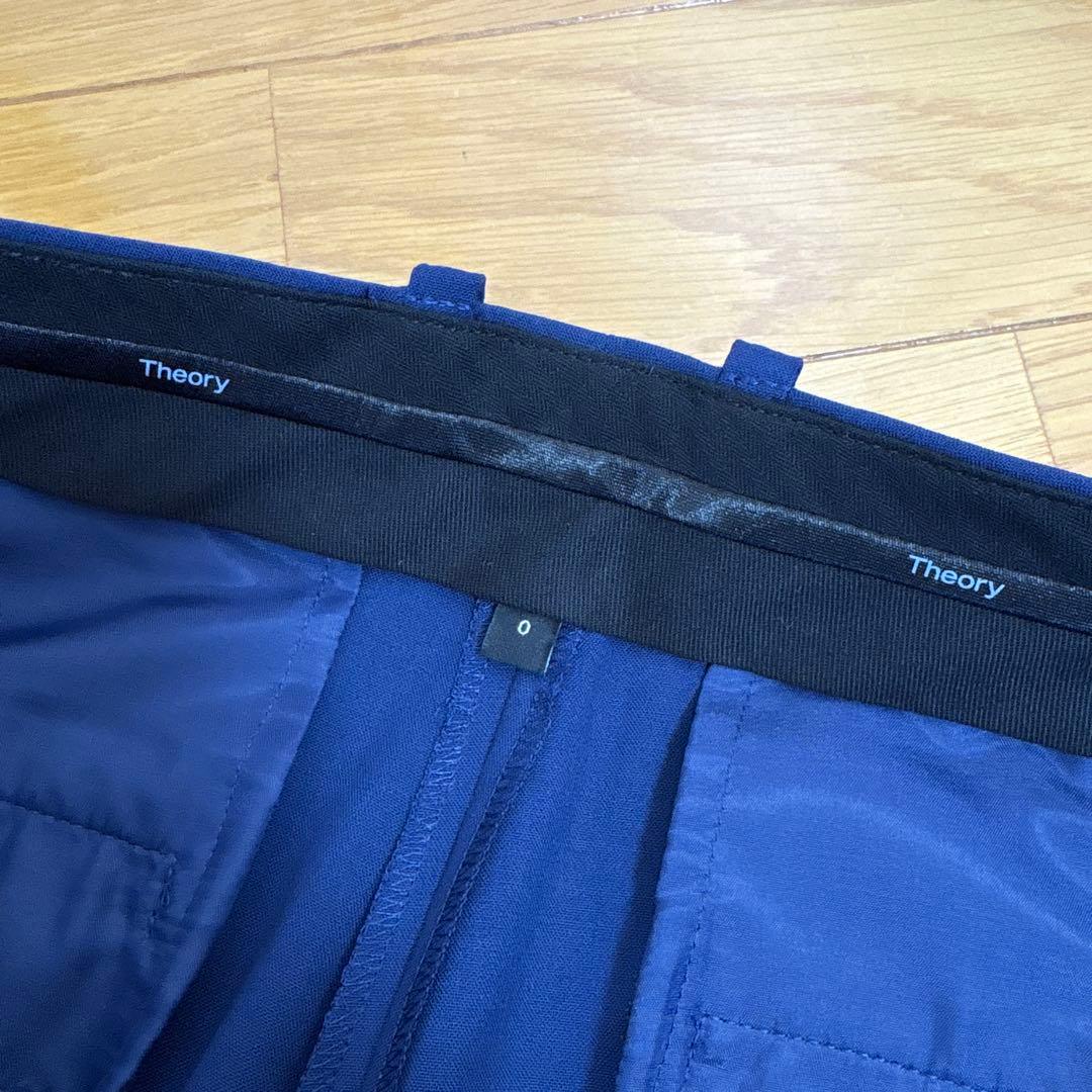 セオリー　パンツスーツ　ネイビー　0