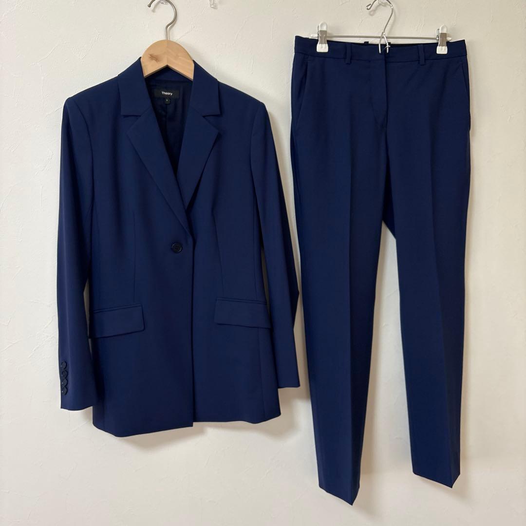 セオリー　パンツスーツ　ネイビー　0