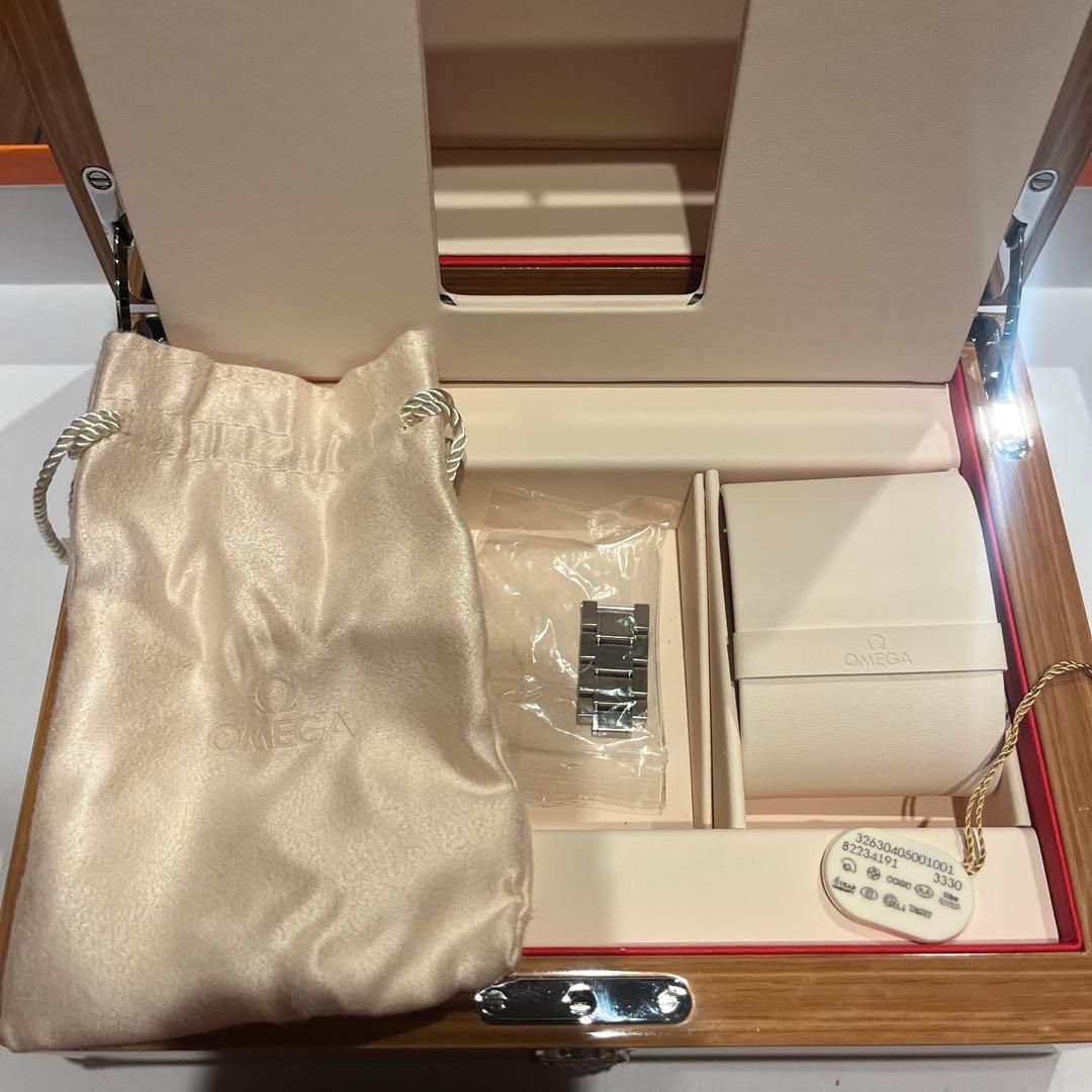 OMEGA スピードマスターレーシング