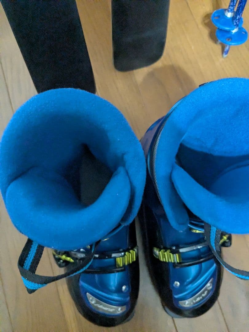 ジュニアスキーセット　板　138センチ　ブーツ　24〜24.5センチ