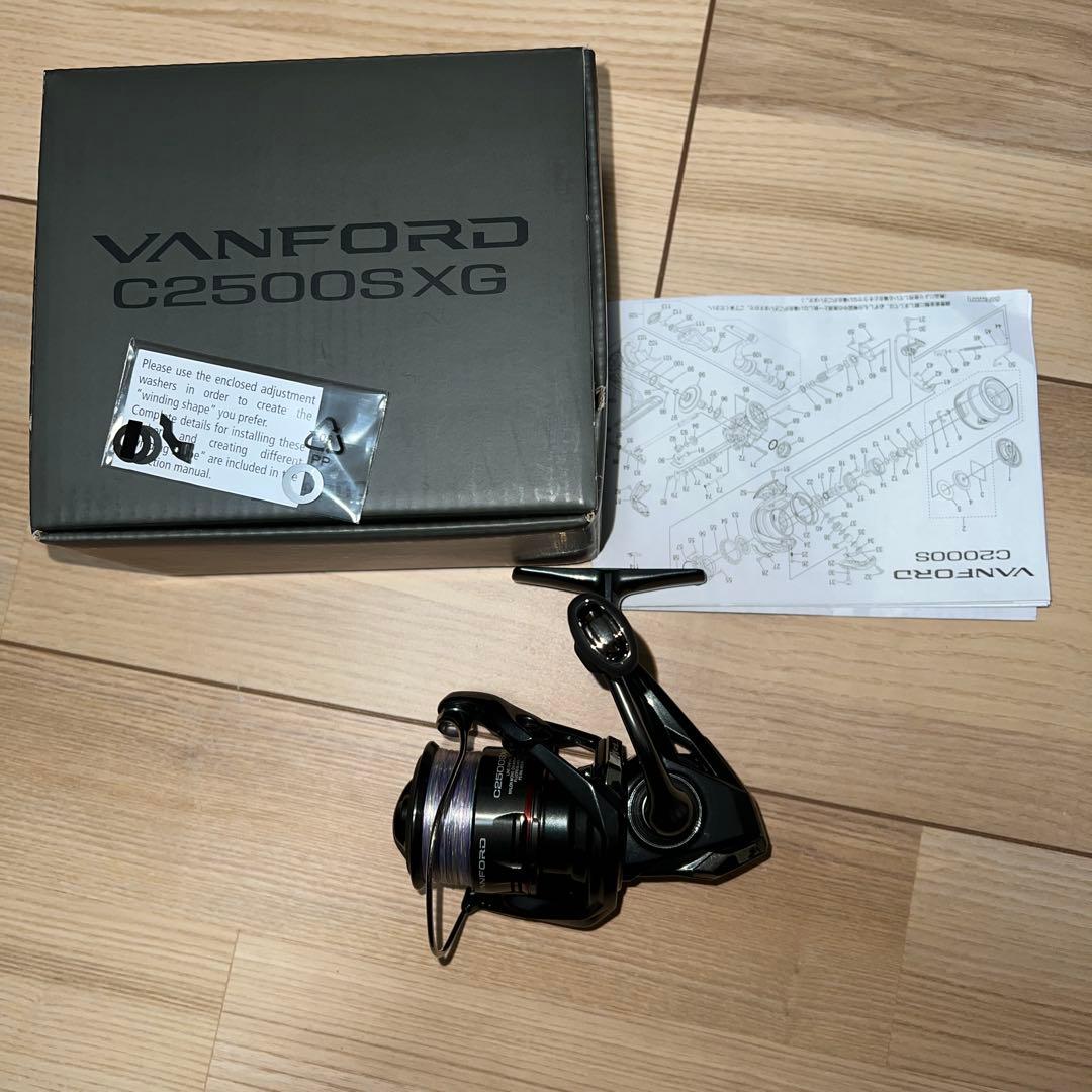 SHIMANO 24VANFORD C2500SXG スピニングリール