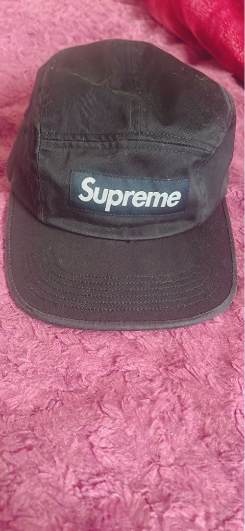 Supreme 紺色キャップ