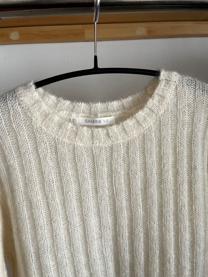 試着のみ　GALERIE VIE　キッドモヘヤクルーネックプルオーバー　ホワイト