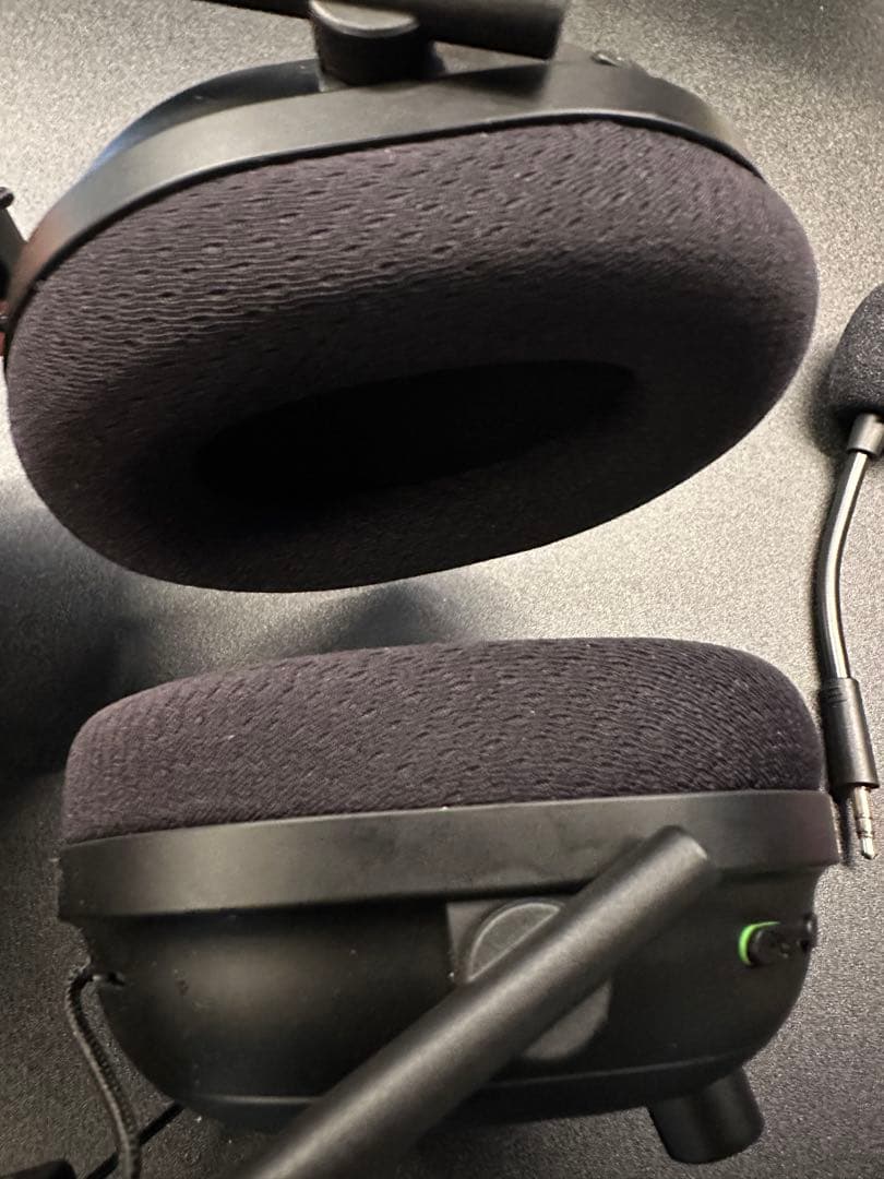 Razer blackshark v2 pro 中古