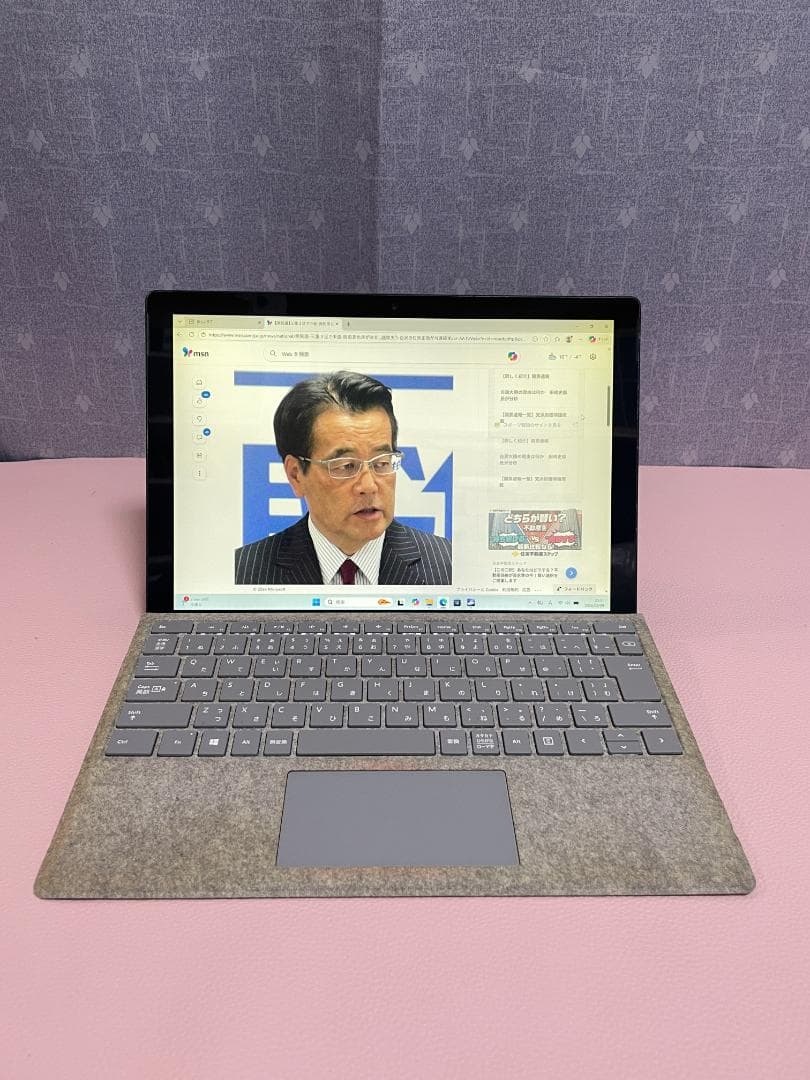 8005★Surface Pro★第８世代　Core i5★SSD★25H2