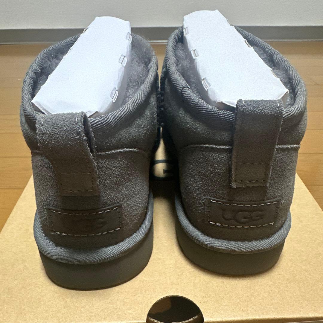 UGG クラシック ウルトラミニ 24センチ