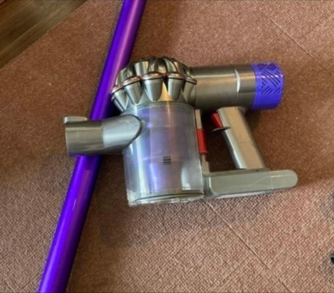 Dyson V6 スティッククリーナー 本体　お値下げしました‼️