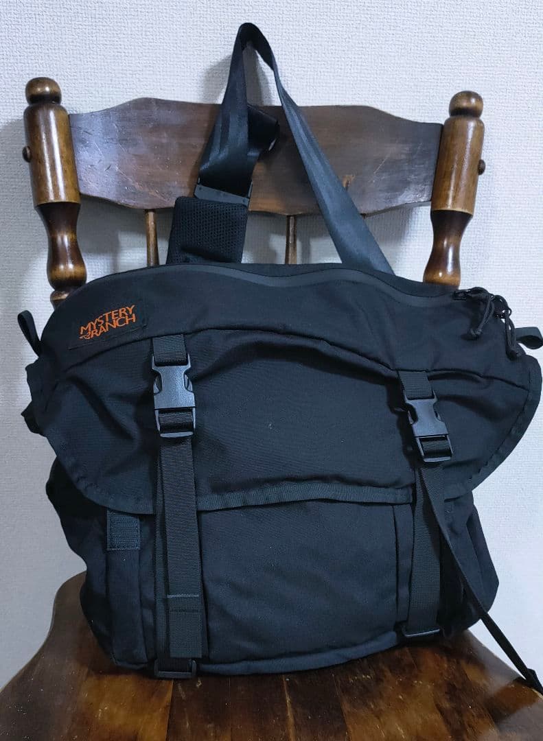 【ミステリーランチ MYSTERY RANCH】インベーダーメッセンジャーバッグ