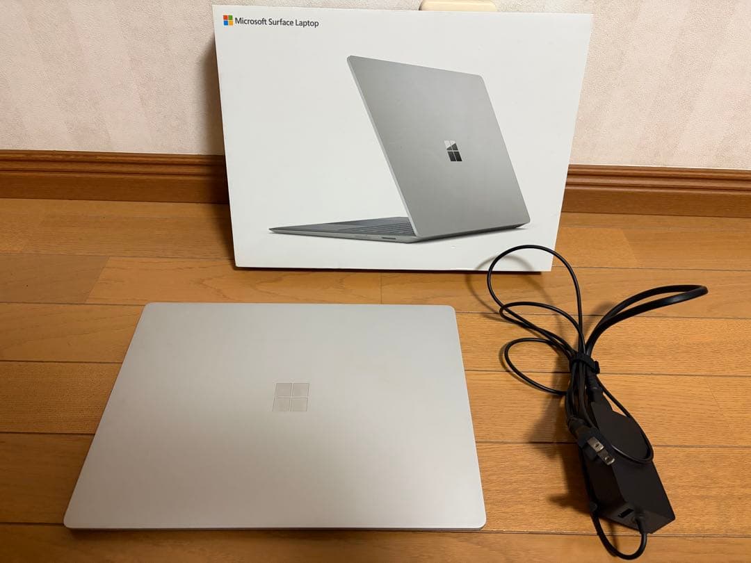 Surface Laptop 第1世代 Core i5 8GB SSD128GB