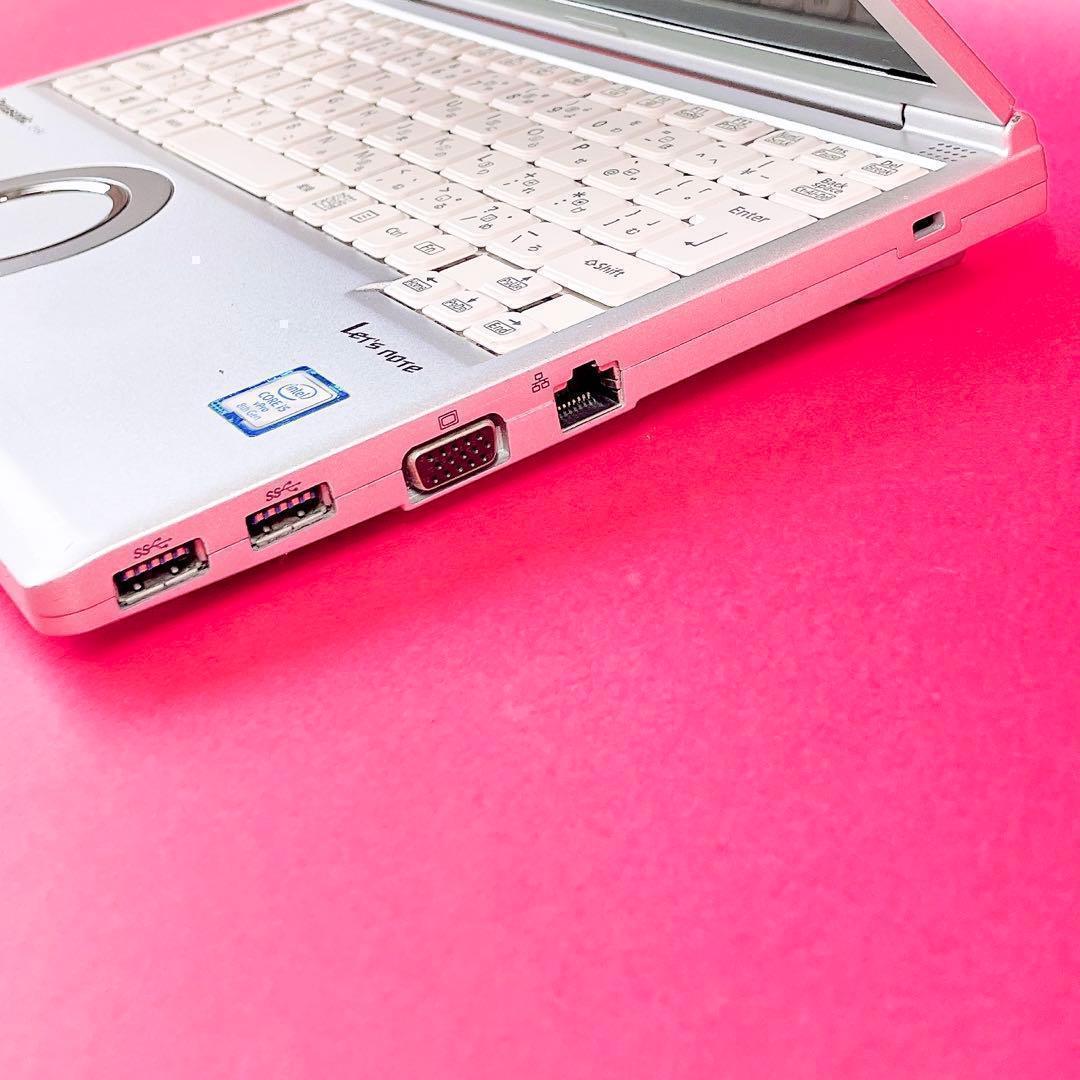 Windows11対応‼️小型軽量レッツノートパソコン✨️持ち運び✨️快適SSDカメラ