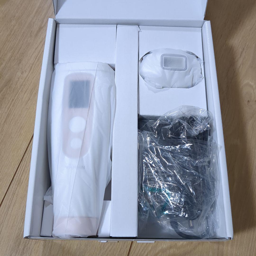 新品未使用　家庭用光脱毛器　レイボーテGoVIタイプ