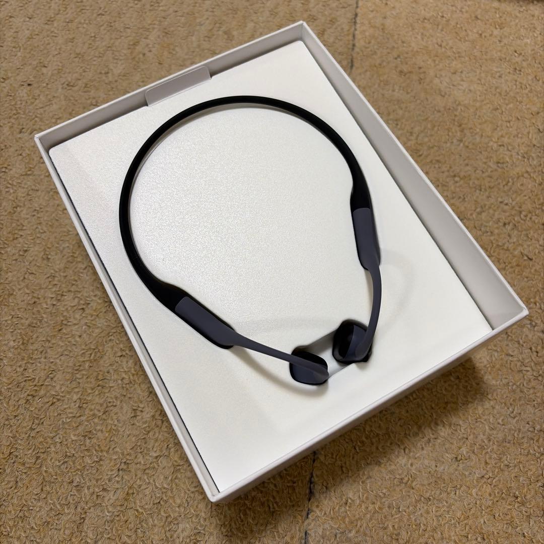 動作確認のみ　SHOKZ OpenSwim Pro 骨伝導イヤホン グレー