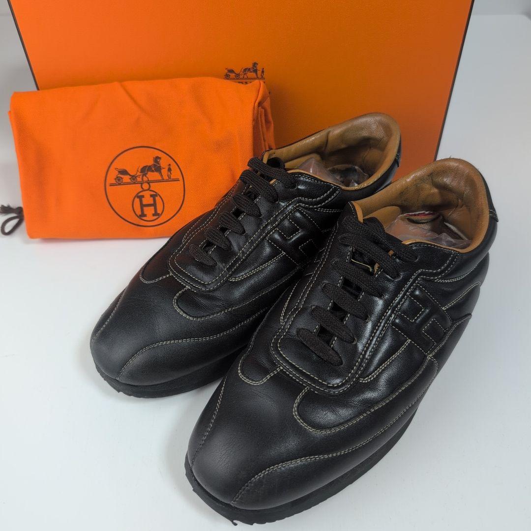 きみこも HERMES エルメス ブラックレザースニーカー