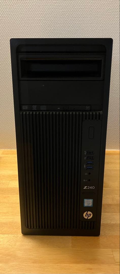 HP Z240 ワークステーション