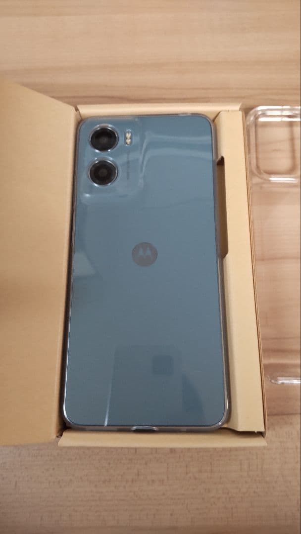 motorola moto g 05 本体 クリアケース付き　ミスティブルー