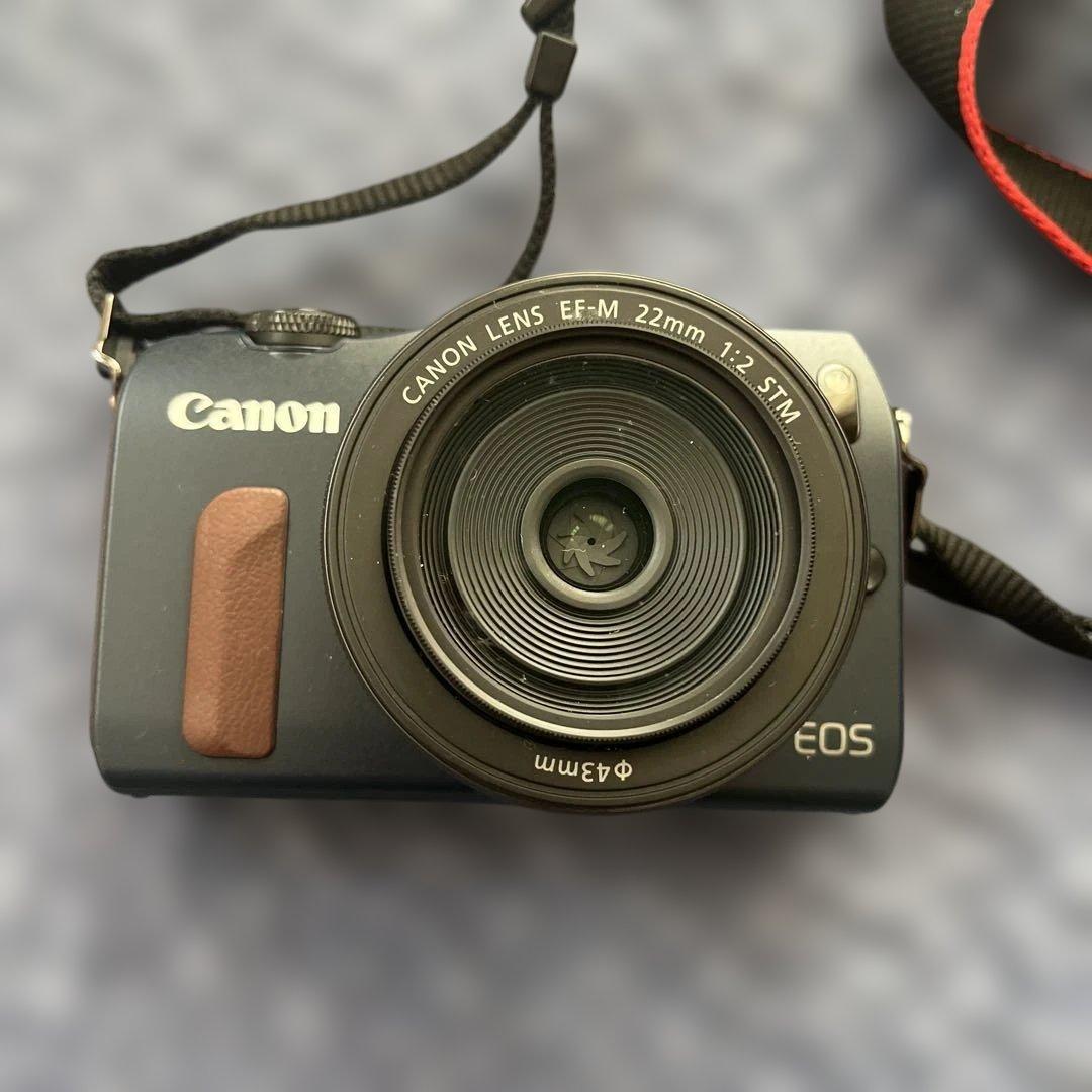 Canon EOS M2ダブルレンズキット
