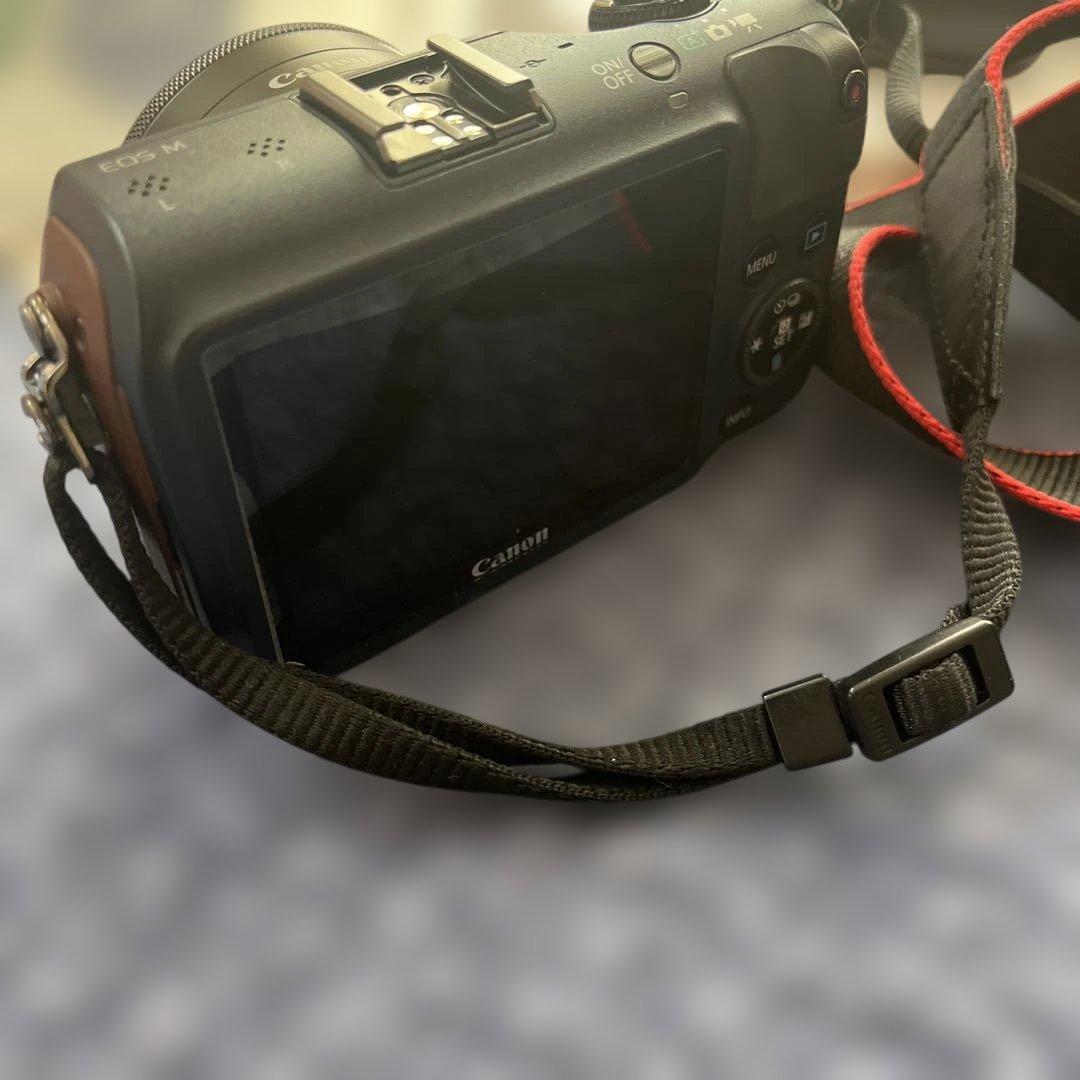 Canon EOS M2ダブルレンズキット