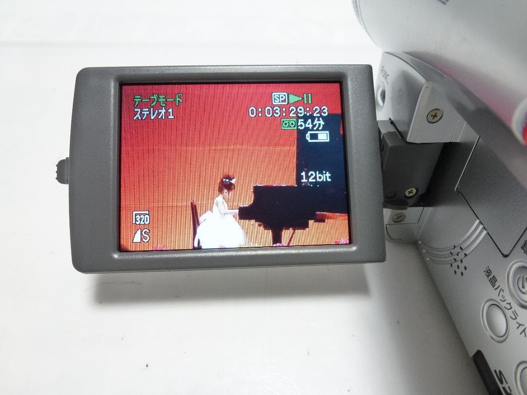 希少　大人気　動作品　キャノンビデオカメラ　DM-FV M30 　Mini DV