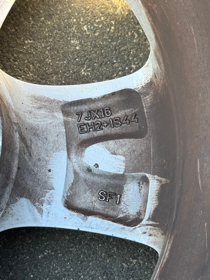  純正16インチ ホイール4本セット スタッドレスタイヤ付き