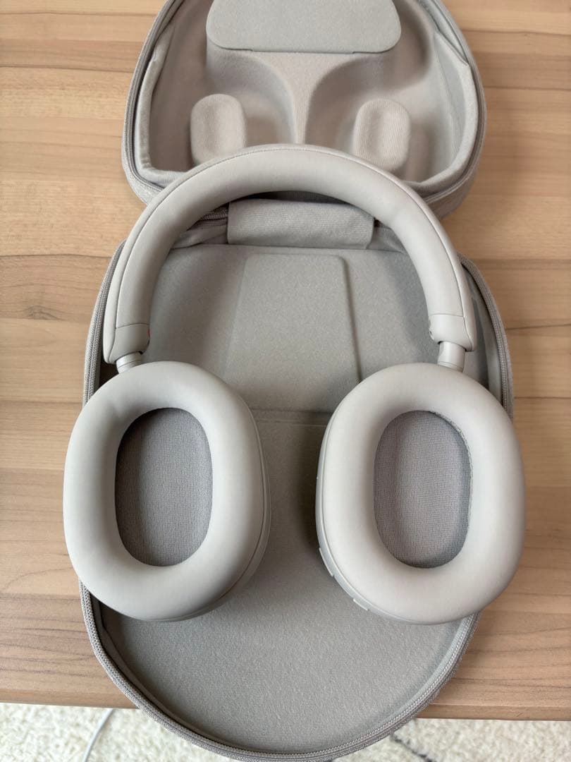 SONY ワイヤレスヘッドホン WH1000XM5