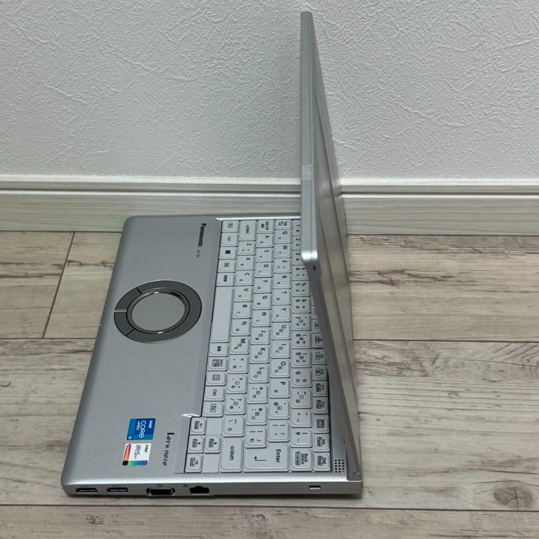 【人気の国産PC❗】11世代 i5 レッツノート 16G SSD256G 顔認証