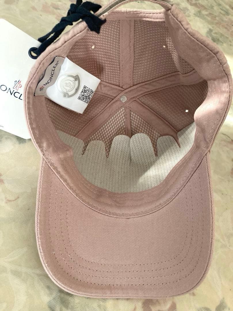 MONCLER ピンク ベースボールキャップ