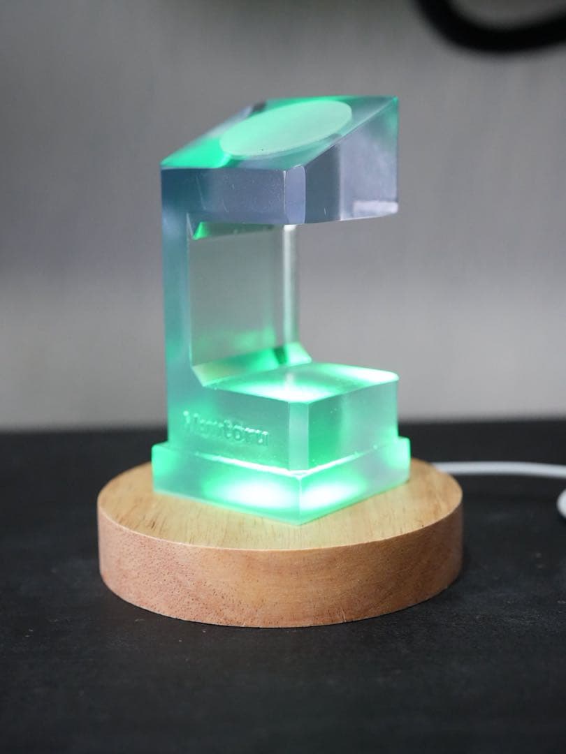 新ディープクリアムントル（青みのある深いクリア）ランク【A】 腕時計スタンド