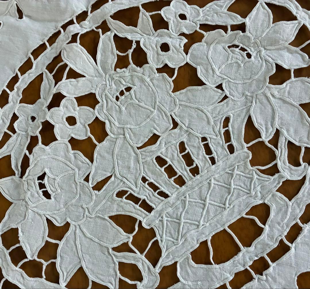 フランスアンティーク*手刺繍*花かご刺繍*テーブルクロス*カバー*ボビンレース