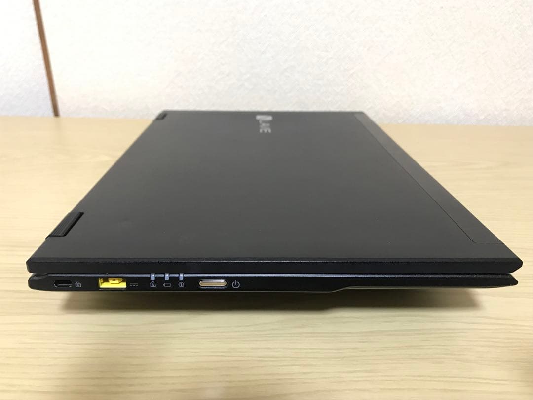 Windowsノート本体 NEC LaVie Hybrid ZERO HZ550/C Win11