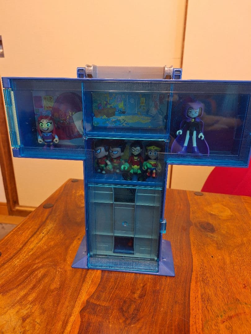 ティーン・タイタンズgo　Tタワー