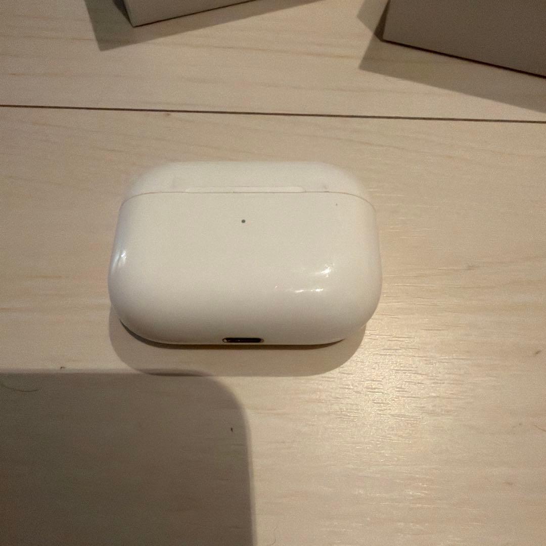 Apple AirPods Pro ワイヤレスイヤホン　右耳なし
