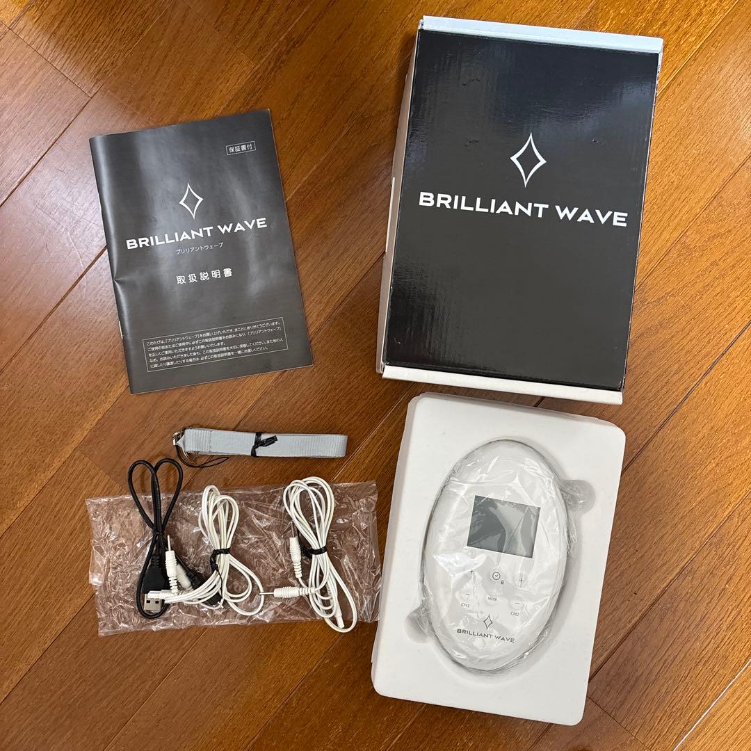 BRILLIANT WAVE 美顔器