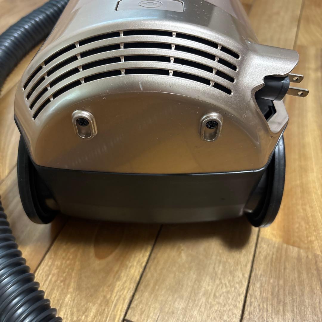 日立　かるパック　日本製　CV-PD700 紙パック掃除機　ジャンク品