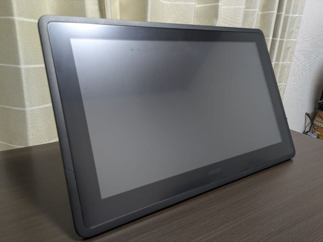 Wacom Cintiq 22 (DTK2260K0D) 大型液晶ペンタブレット