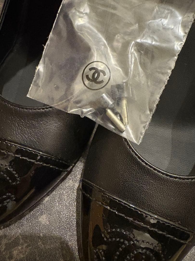 ドキンちゃん　CHANEL パンプス