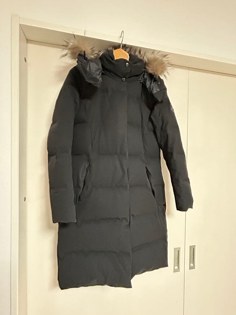 デサント水沢ダウン（レディース:XL）ブラック　ファーつき
