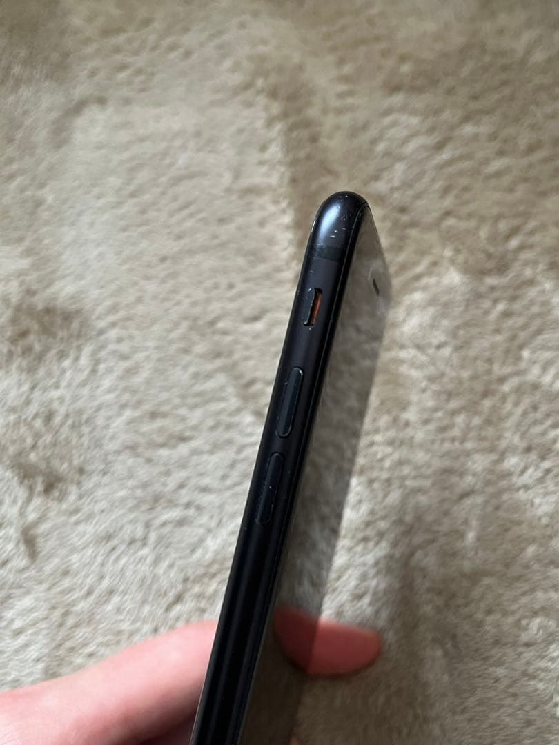 Apple iPhone SE 第二世代 ブラック