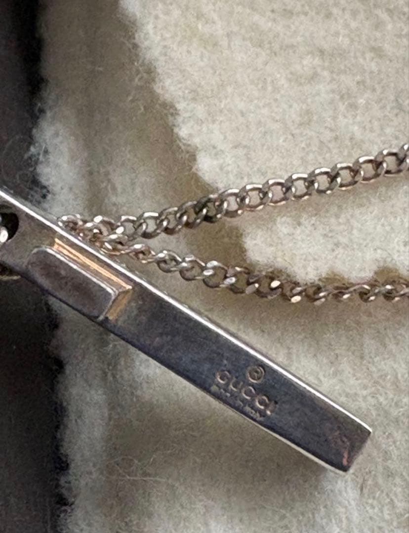 GUCCI シルバー クロスネックレス