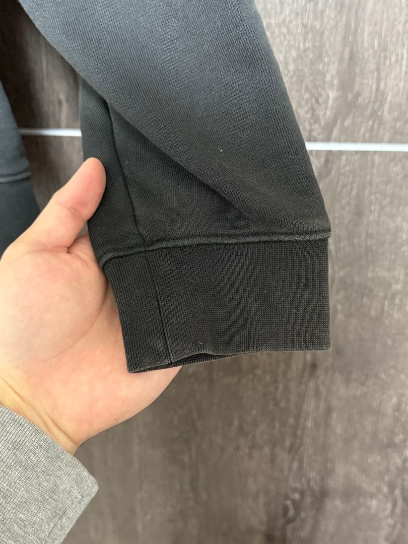 kith ジップアップパーカー