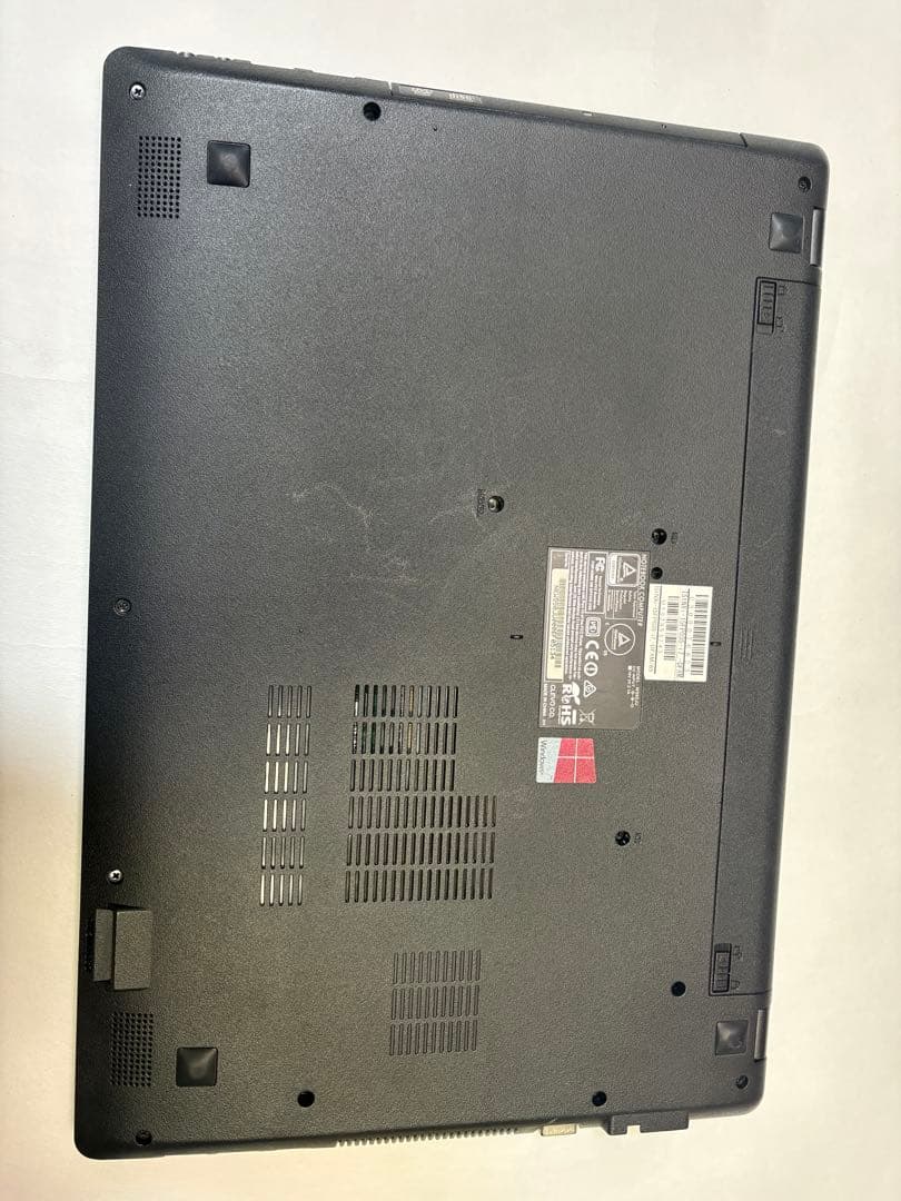 15.6型 パソコンCore i7-6500U　@2.5GHz/SSD256GB