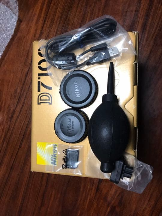 D7100 18-200VR II レンズキット