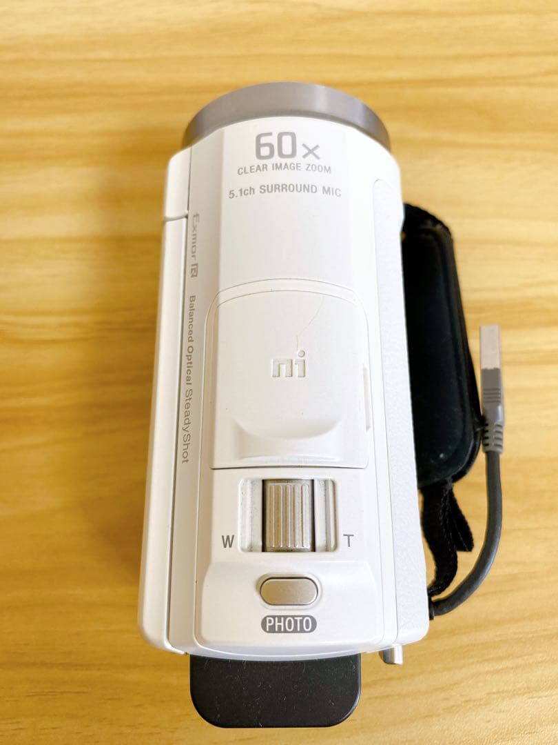 。【ジャンク品】SONY HDR-CX535 ビデオカメラ　ホワイト