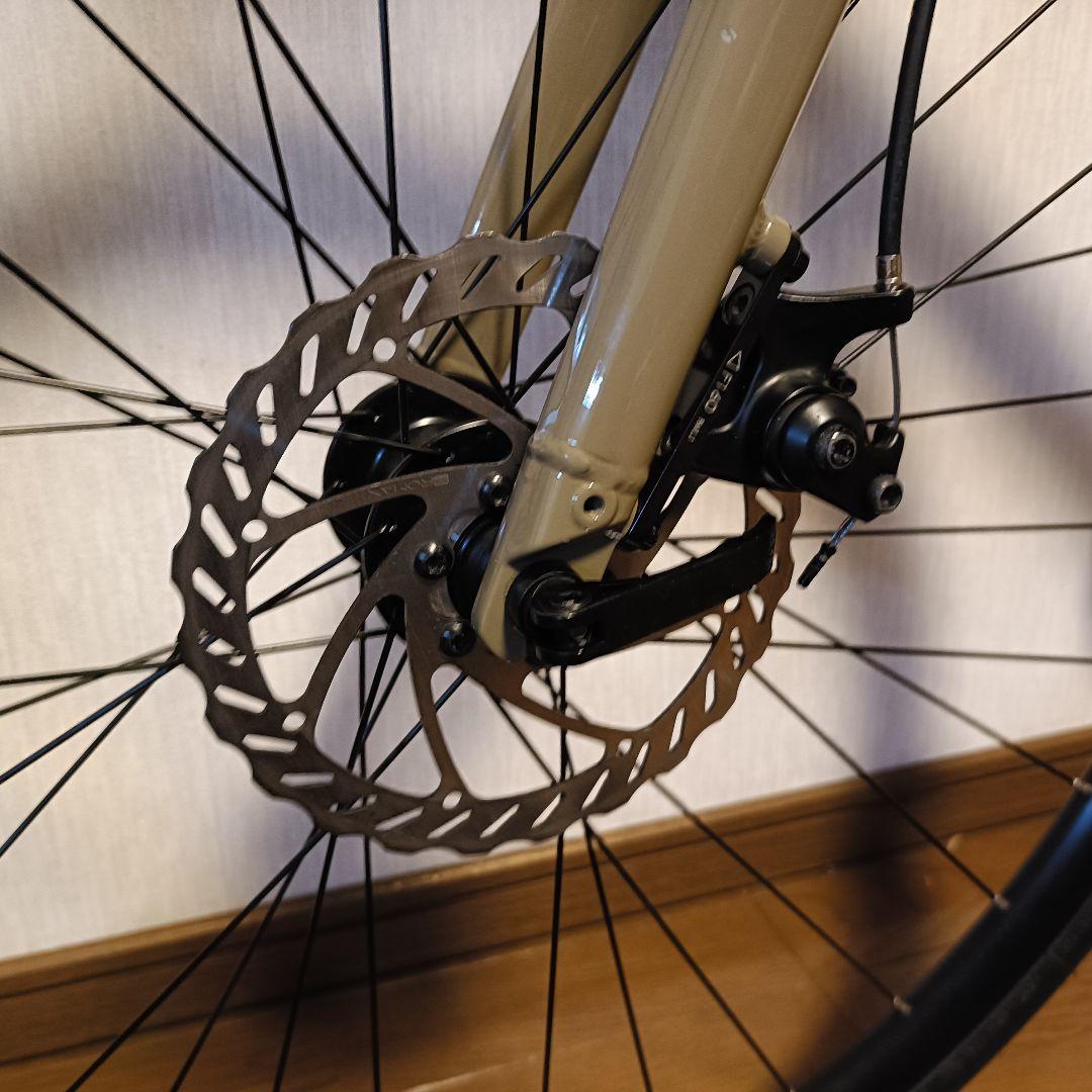 売り切り価格 Specialized sirrus 2.0 ドロップカ