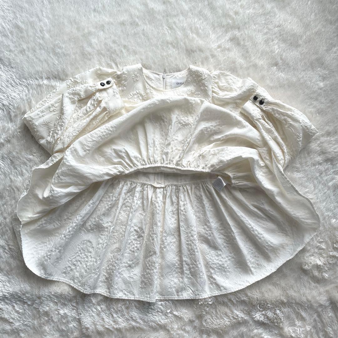 極美品✨ohga furuit オーガ フローラルパターンブラウス ペプラム