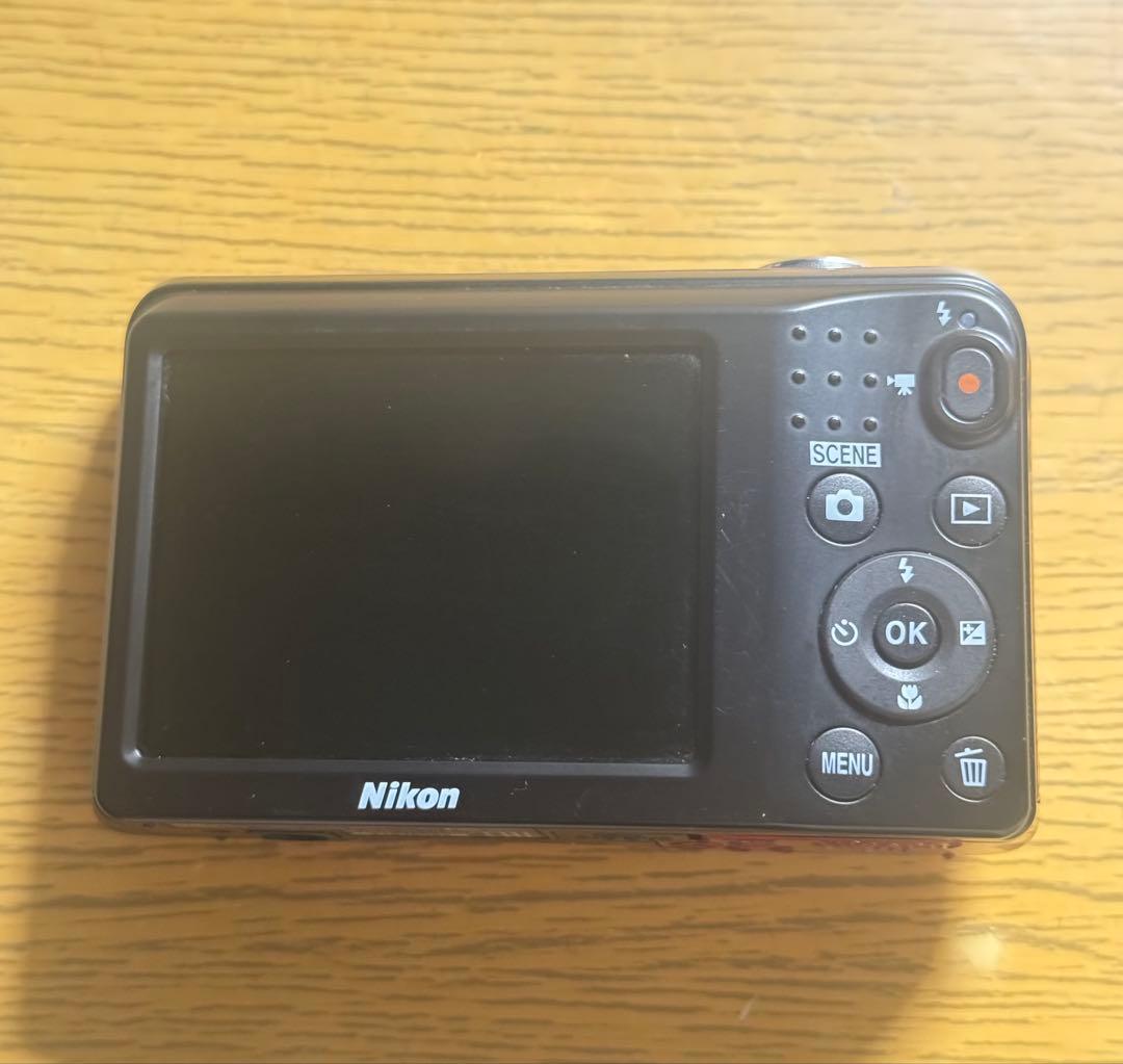 Nikon COOLPIX A10 レッド デジカメ 美品