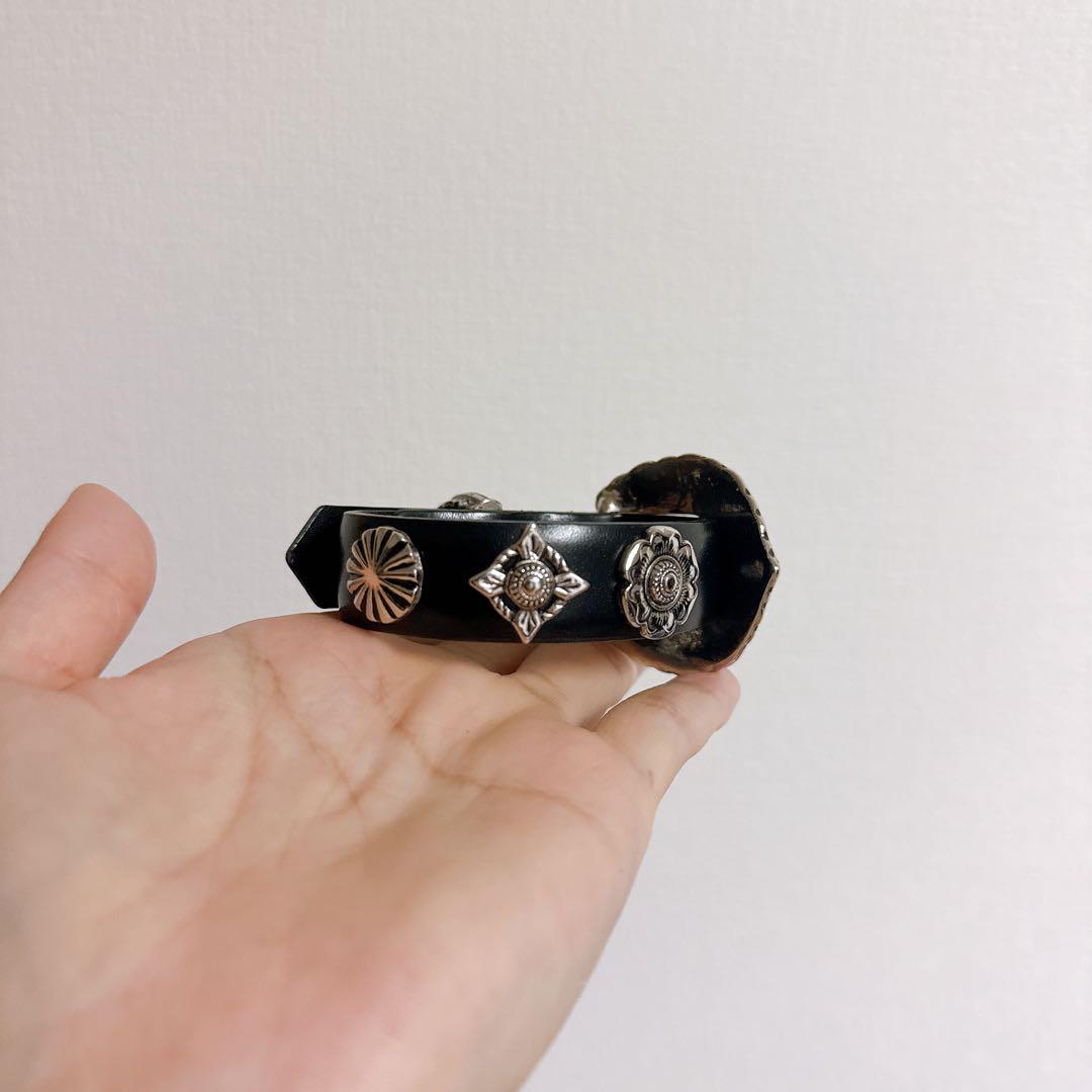 TOGA レザー バングル