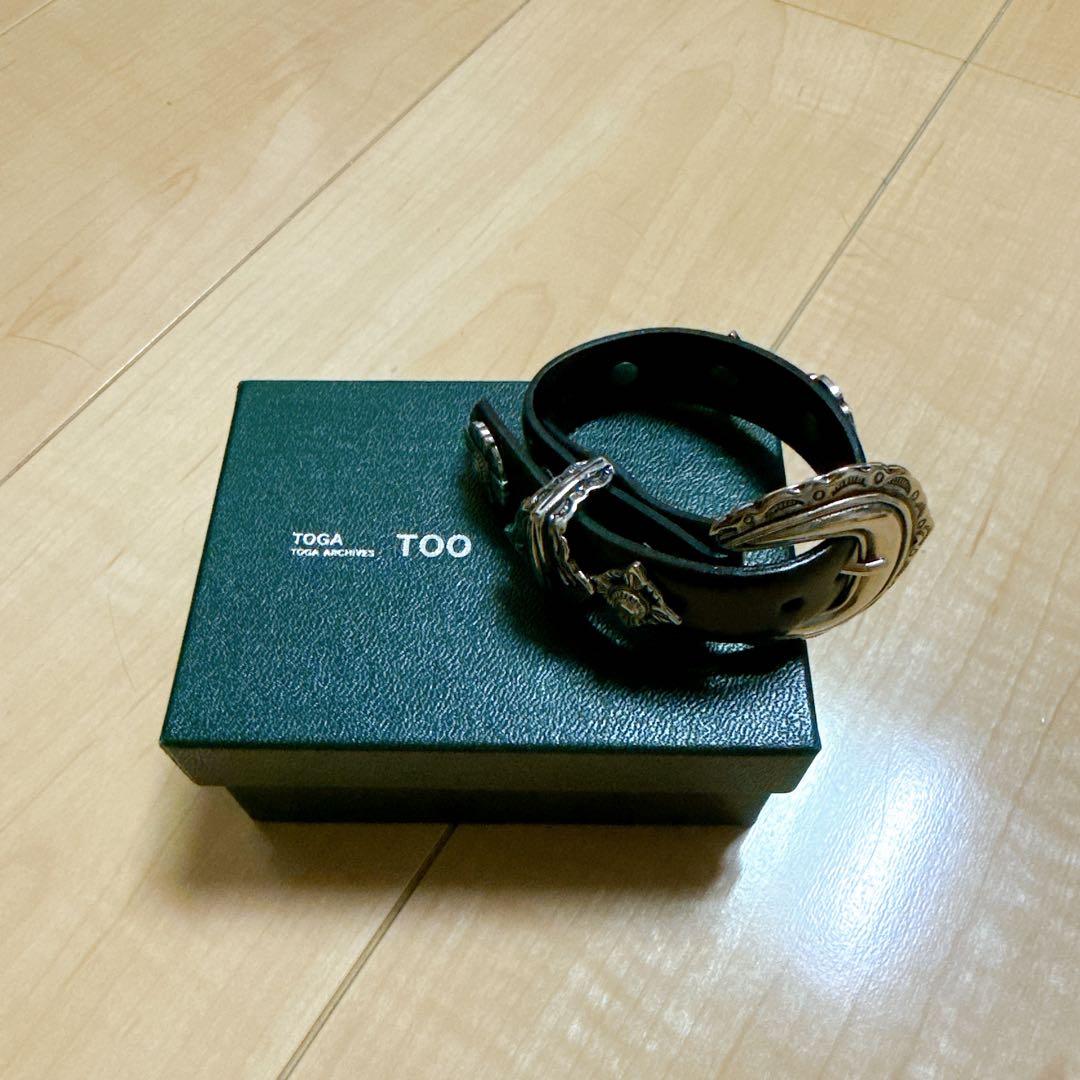 TOGA レザー バングル