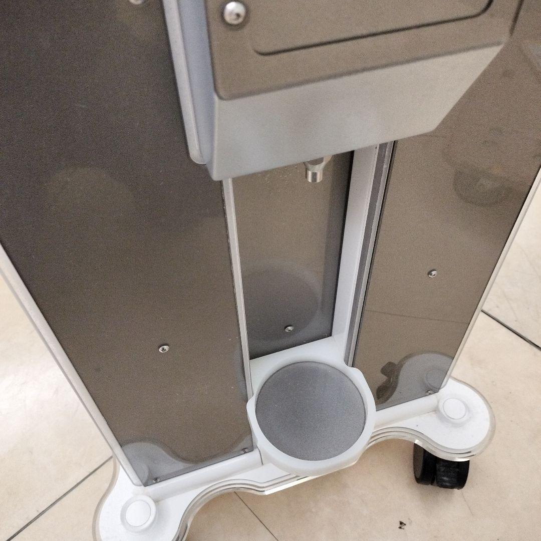 美容機器 HYDROIMPACT SKINREX WATERMASSAGER