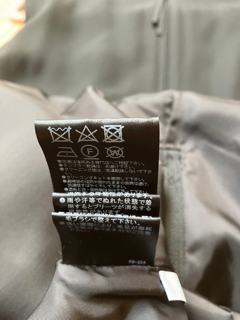 フォクシー　新品タグ付き　38黒ノースリーブプリーツワンピース