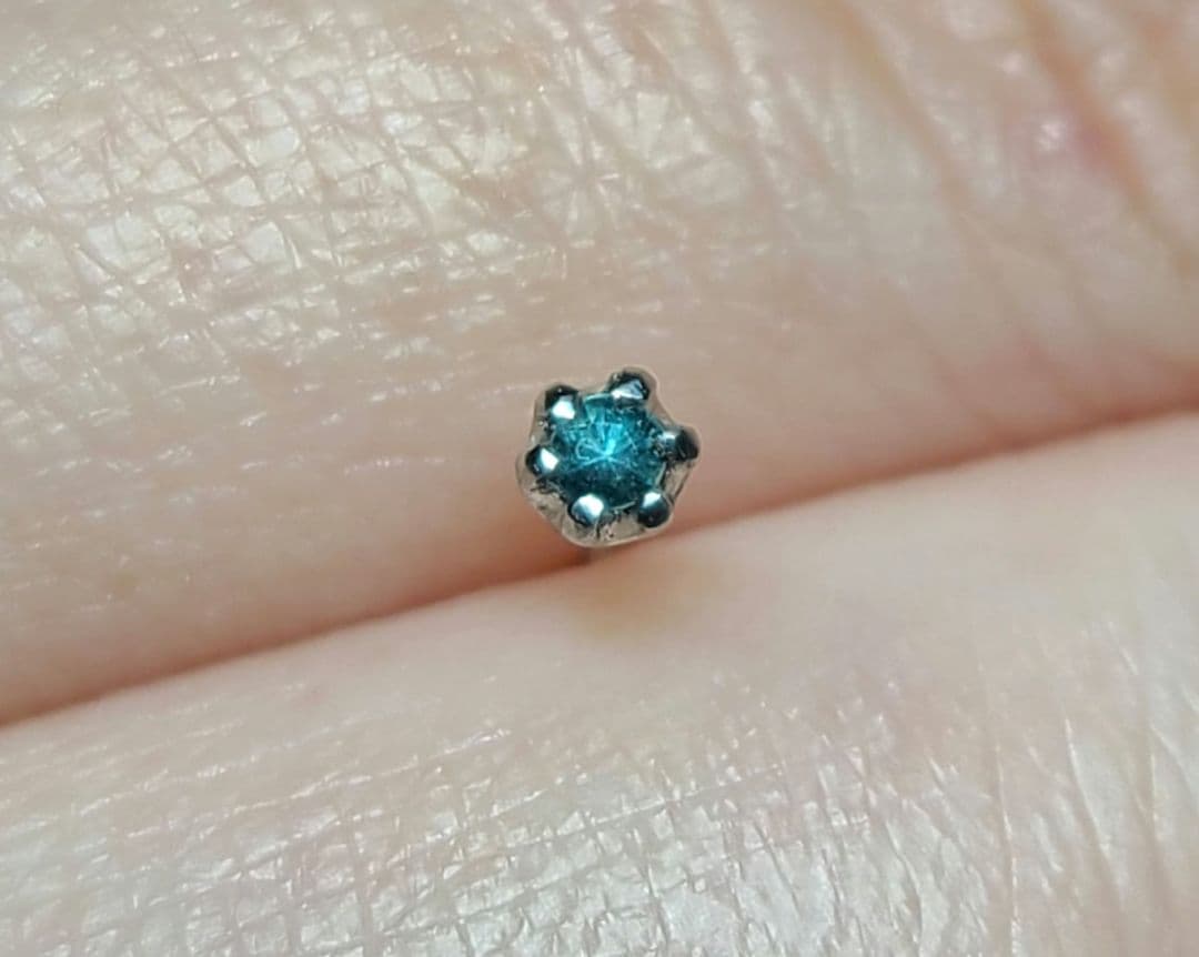 正にオールドネオンカラーの濃いブルー★バターリャパライバトルマリンプラチナ★